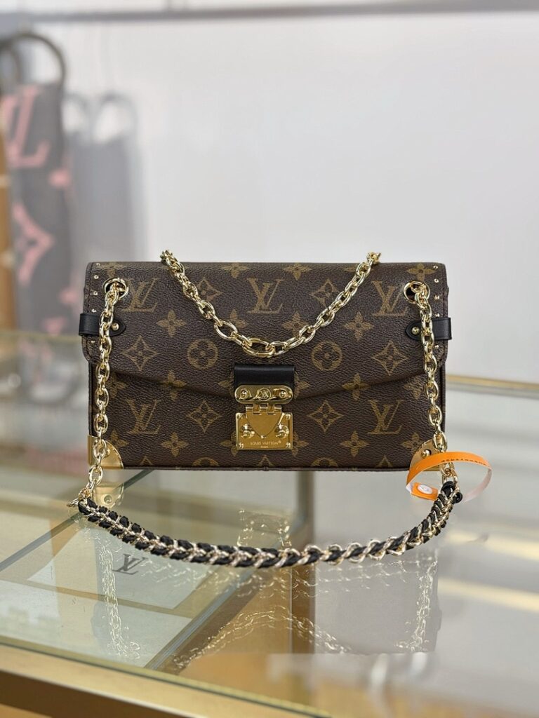 Louis Vuitton Bag Style M27266