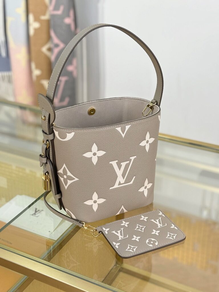 Louis Vuitton Bag Style M13045