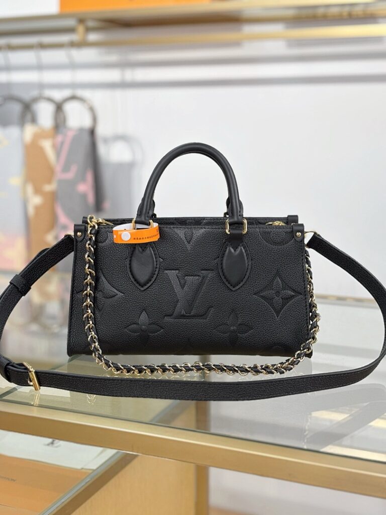 Louis Vuitton Bag Style M23640