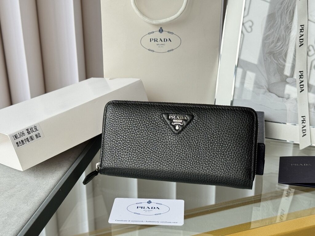 Prada Bag Style 1ML506