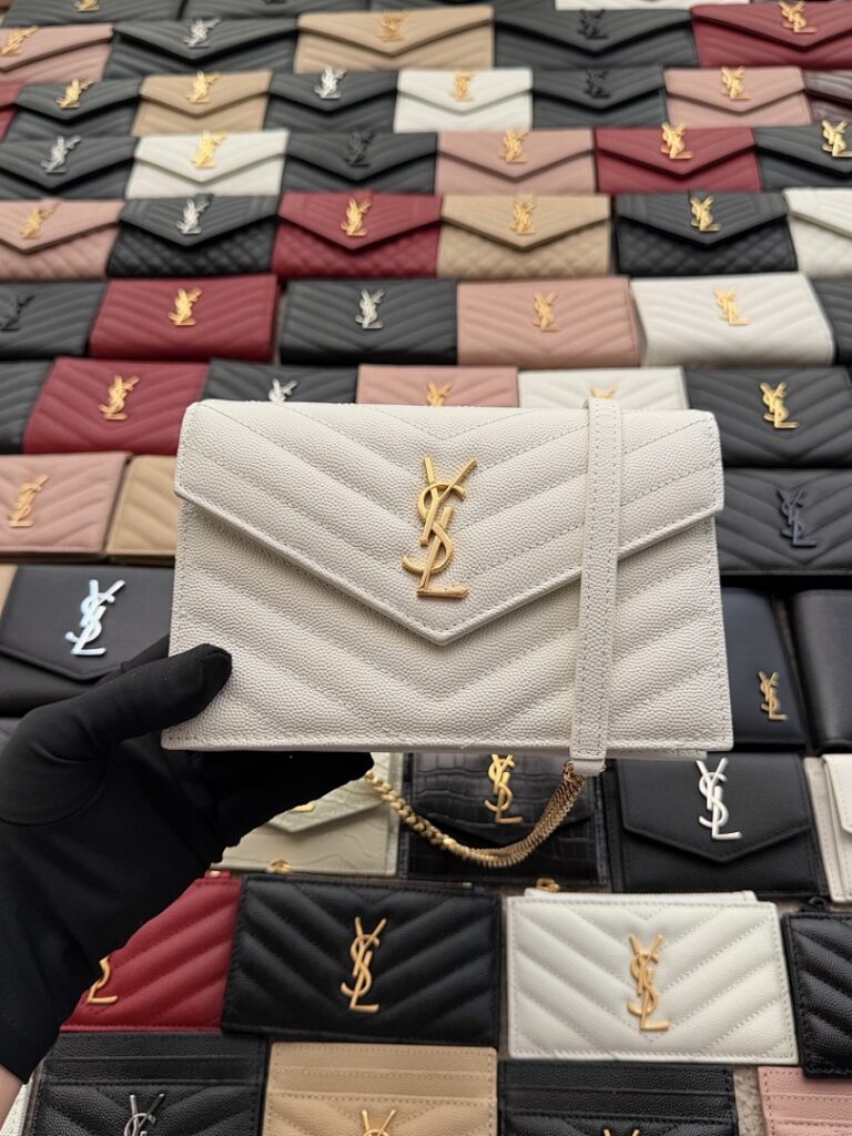 Saint Laurent Bag Style 393953