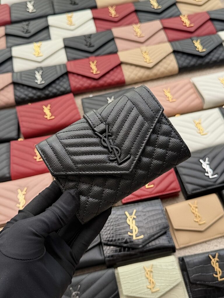 Saint Laurent Bag Style 651026