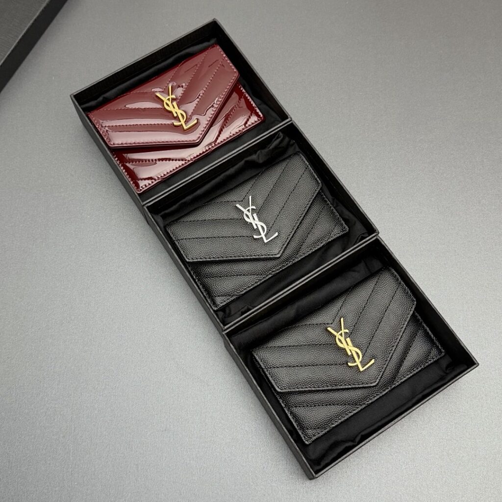 Saint Laurent Bag Style 612808