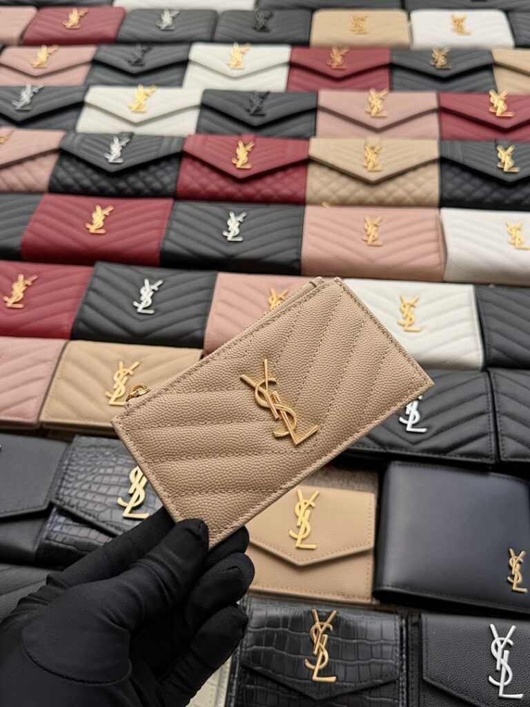 Saint Laurent Bag Style 607915