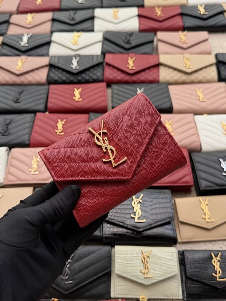 Saint Laurent Bag Style 414404