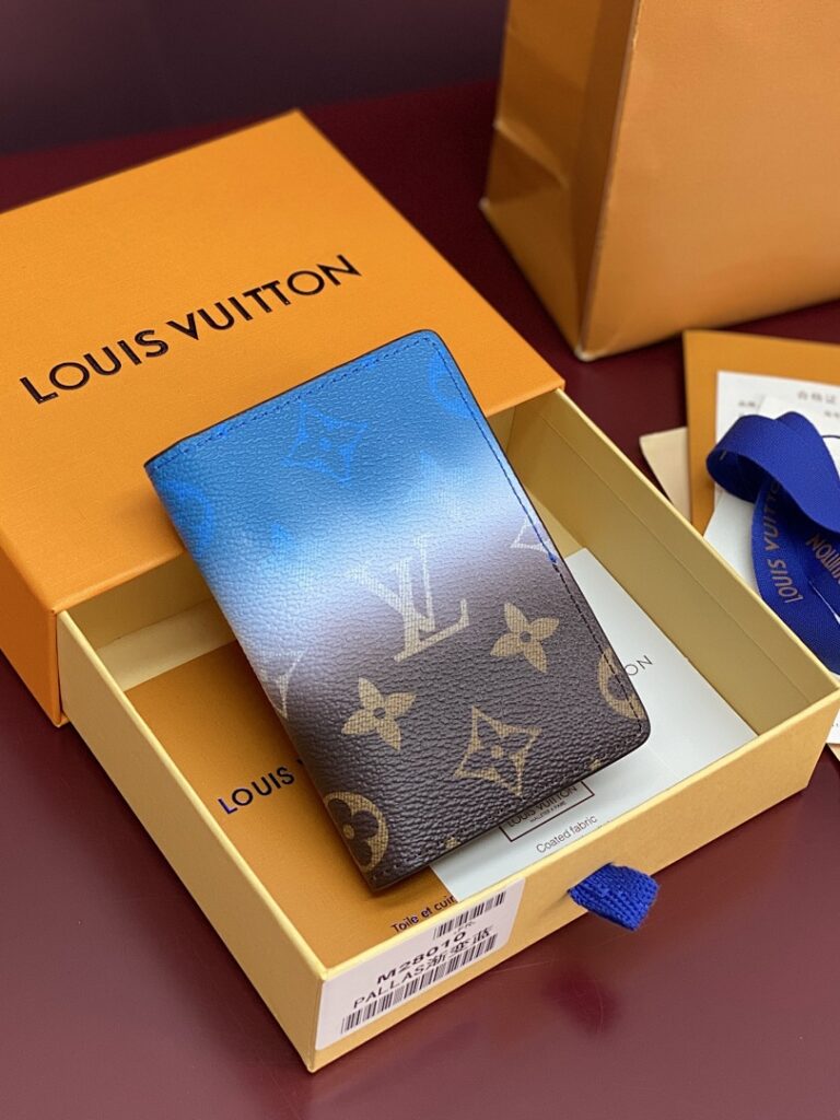 Louis Vuitton Bag Style M28010