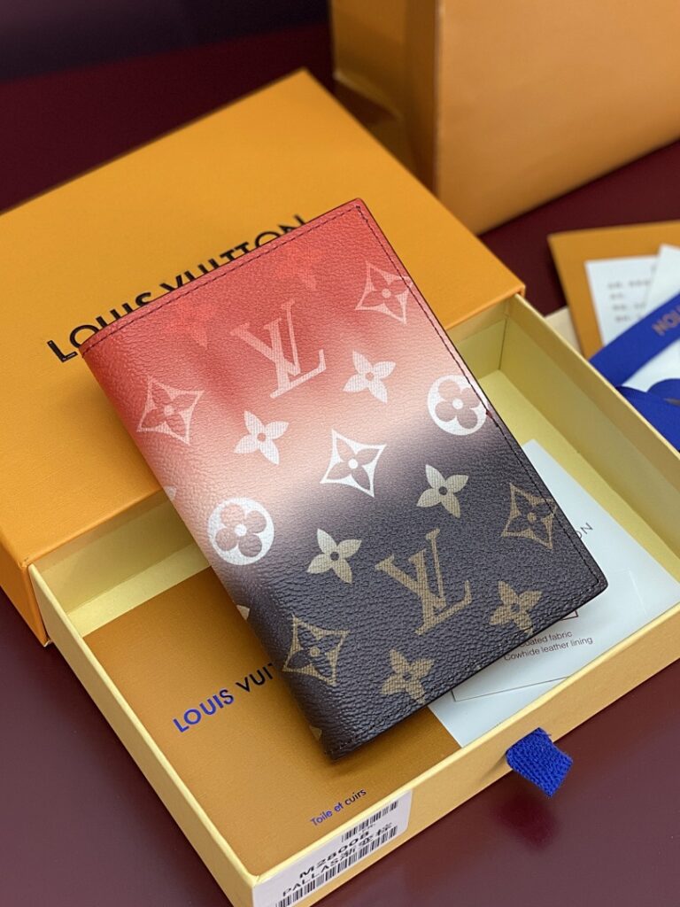 Louis Vuitton Bag Style M28008