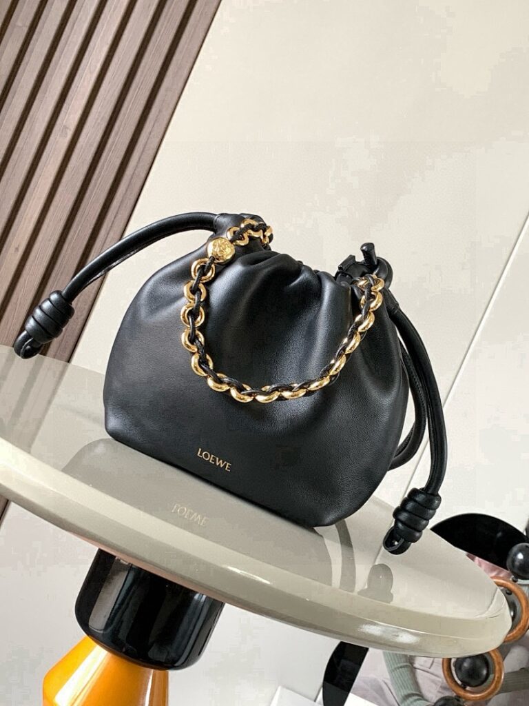 Loewe Bag Style 9058