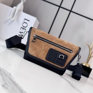 Loewe Bag Style 652526
