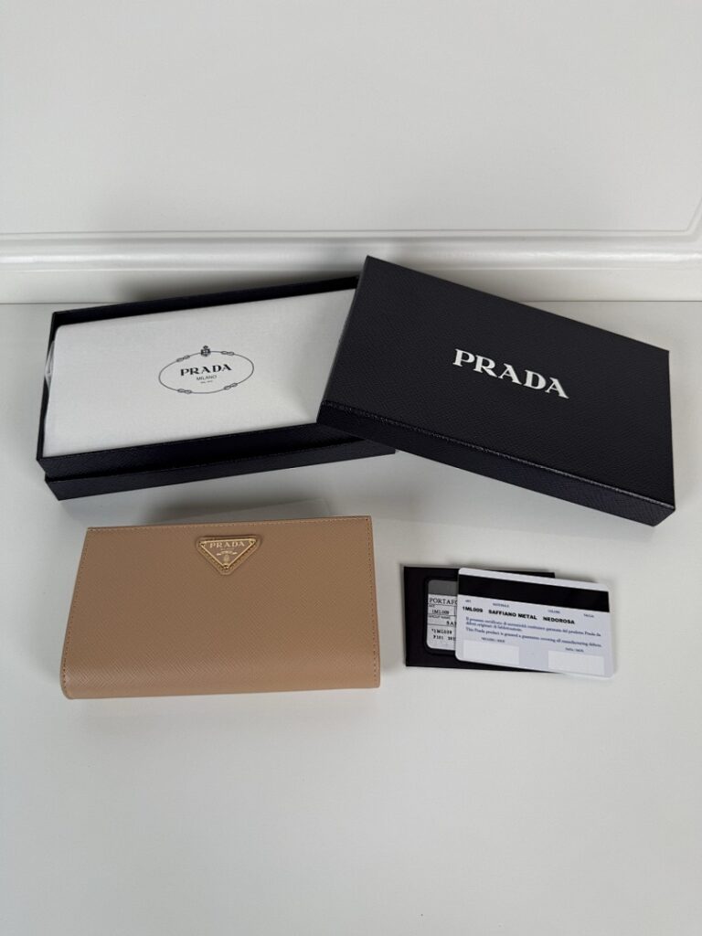 Prada Bag Style 1ML009
