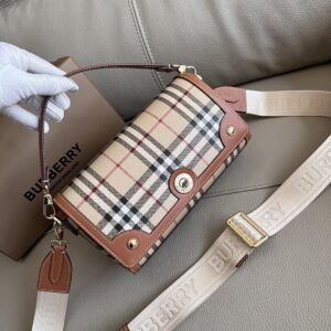 Burberry Bag Style 1671