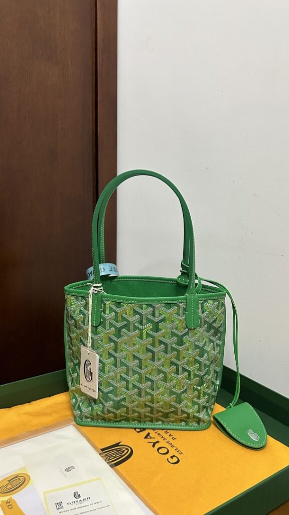 Bag Style 233568444