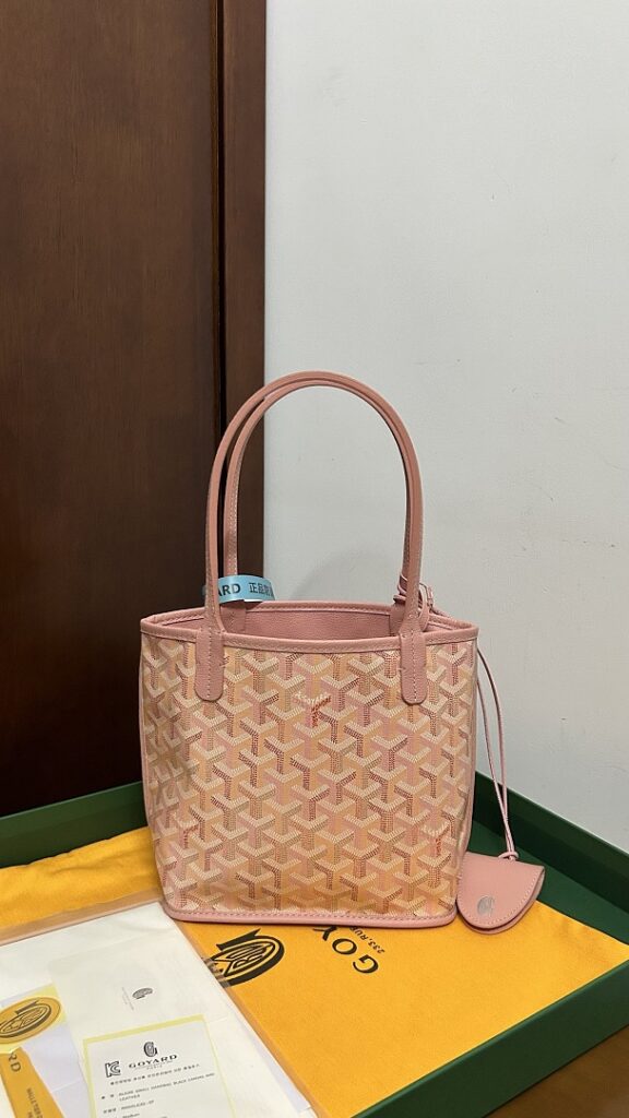 Bag Style 233568514
