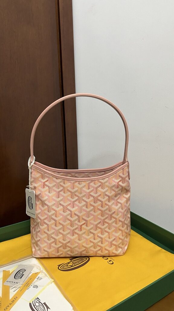 Bag Style 233568764
