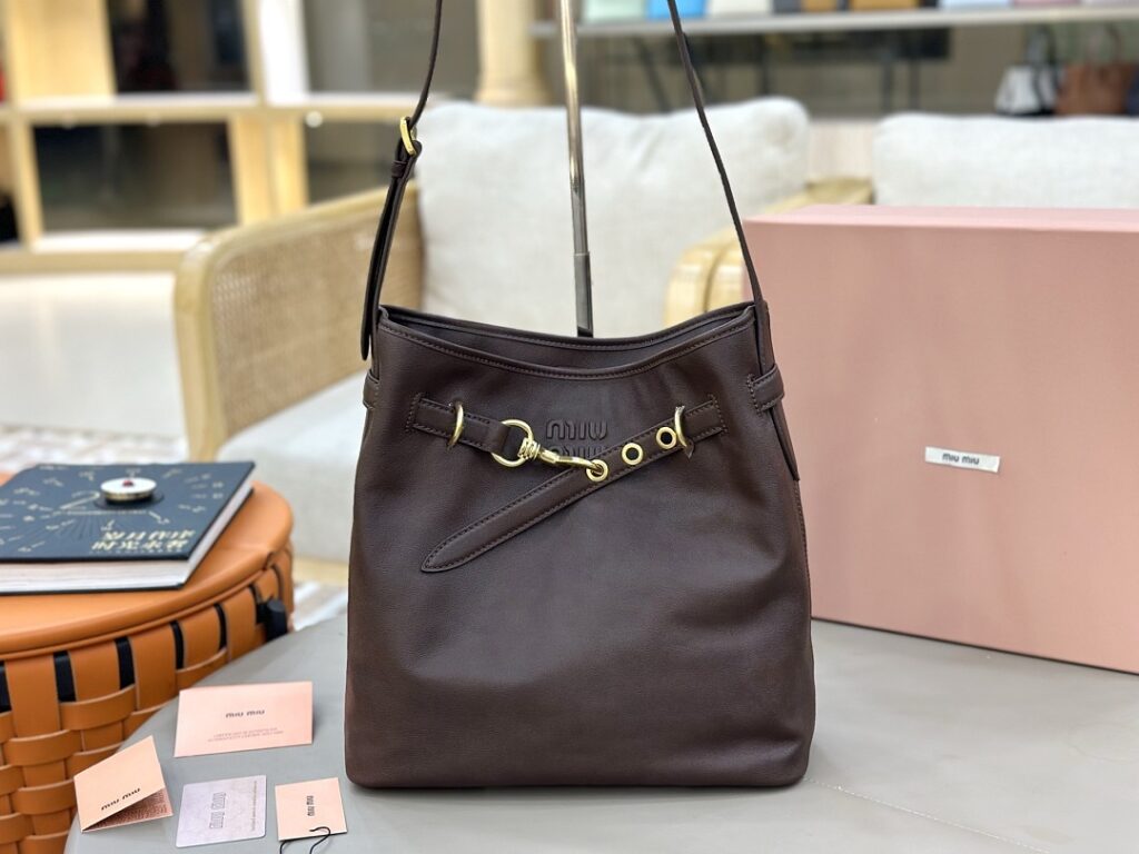 Miu Miu Bag Style 233570973
