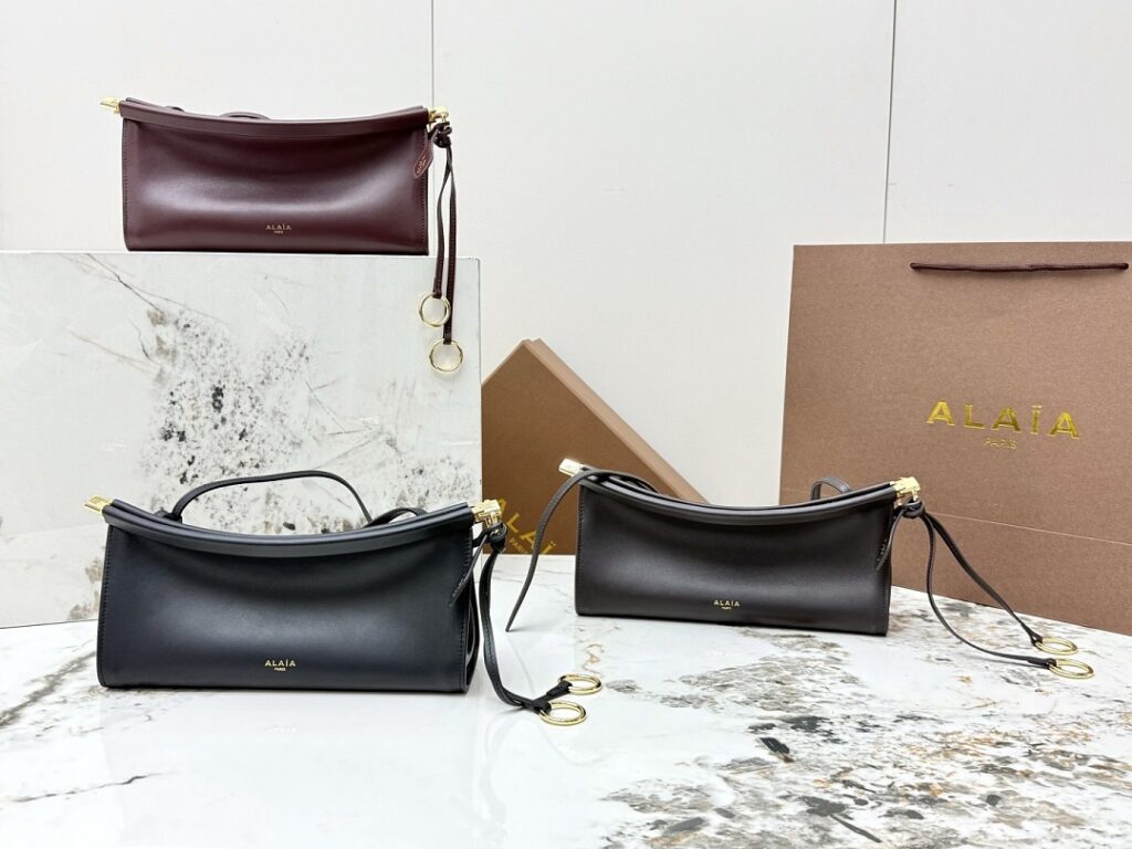 Alaia Bag Style 1430