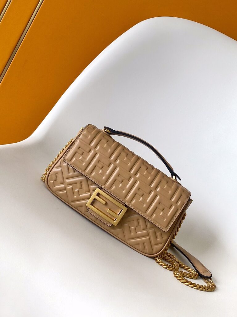 Fendi Bag Style 8899