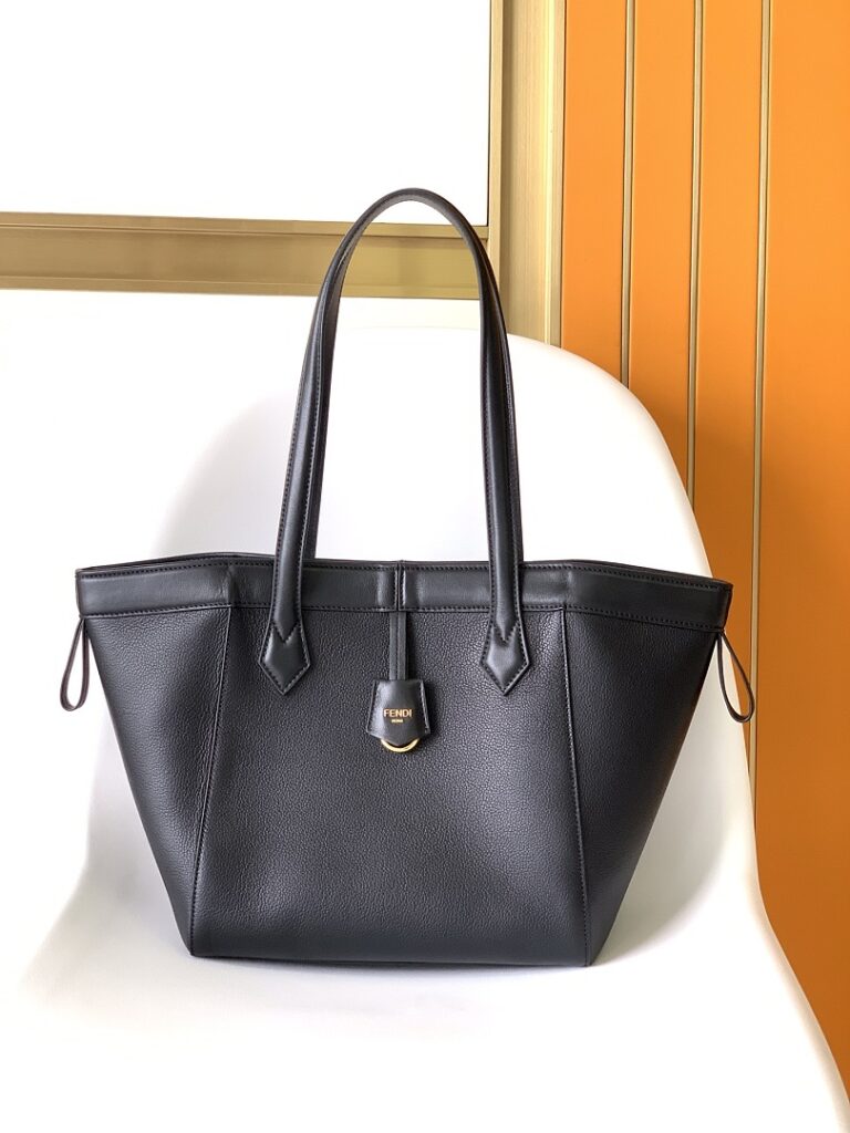 Fendi Bag Style 235535422