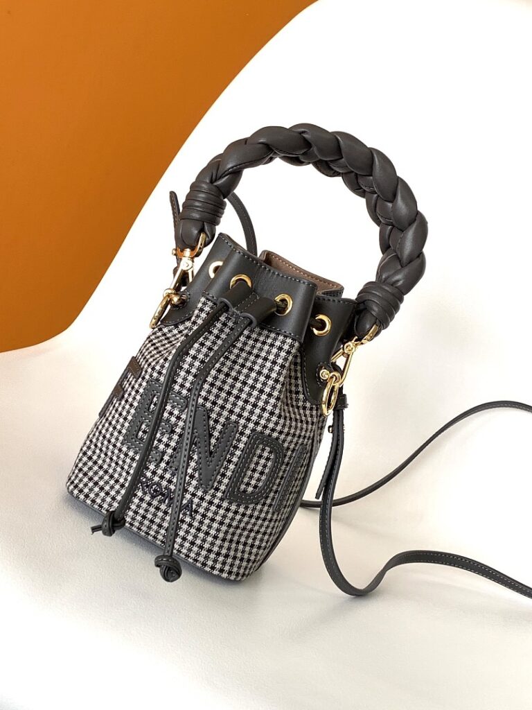Fendi Bag Style 8010