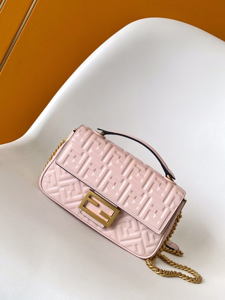 Fendi Bag Style 8899