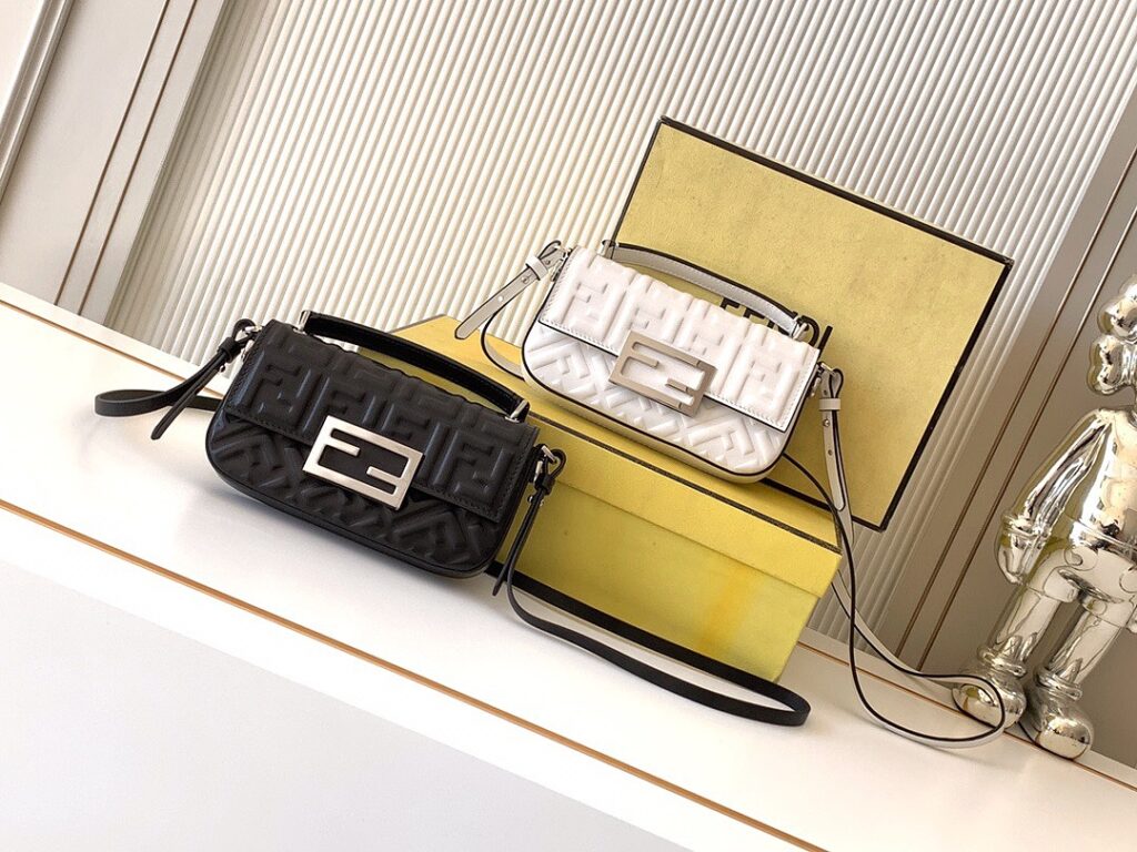 Fendi Bag Style 235541325