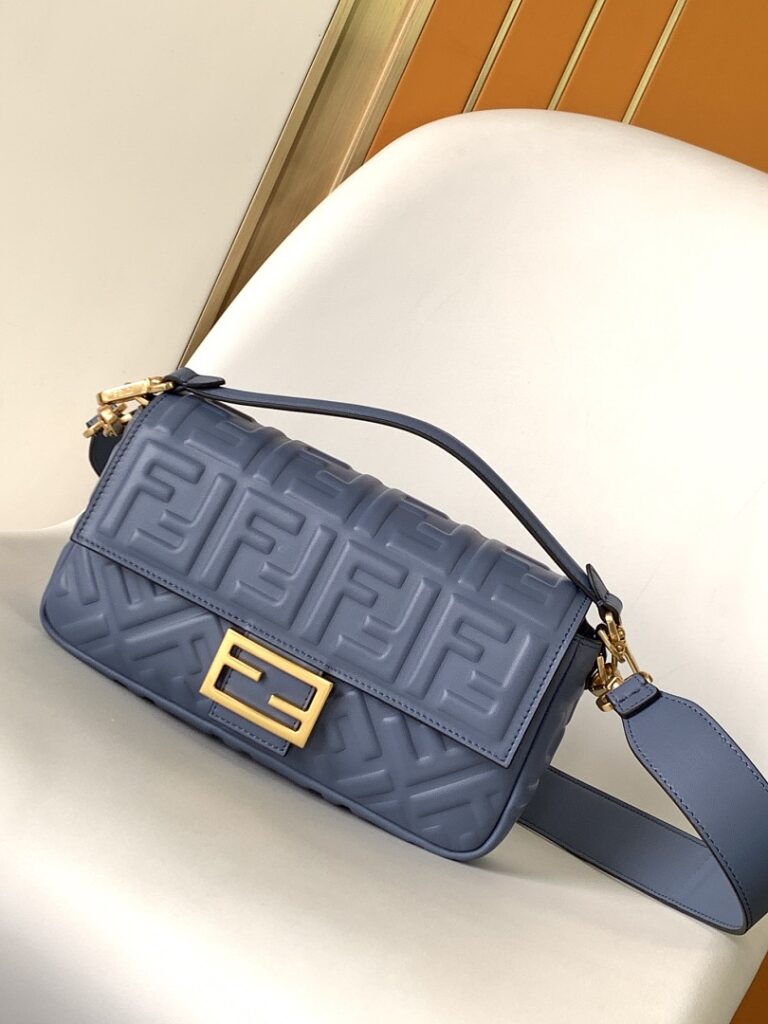 Fendi Bag Style 8802
