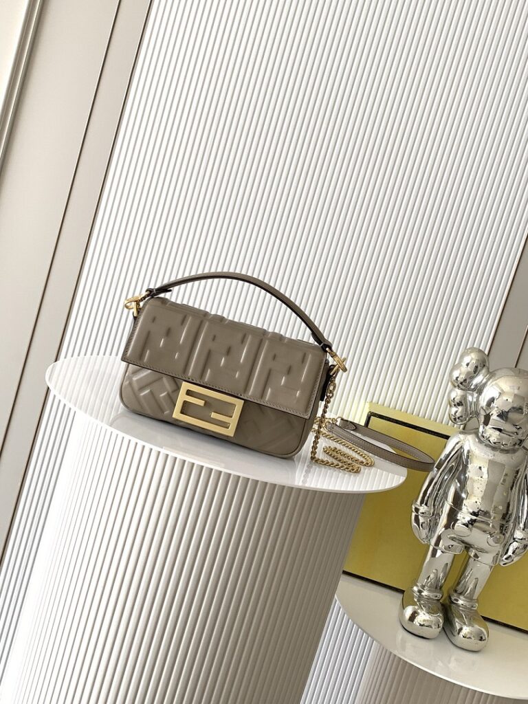 Fendi Bag Style 8801