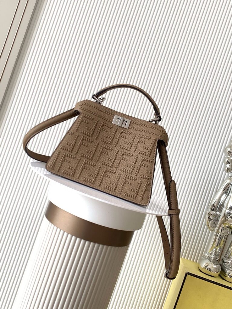 Fendi Bag Style 5523-1