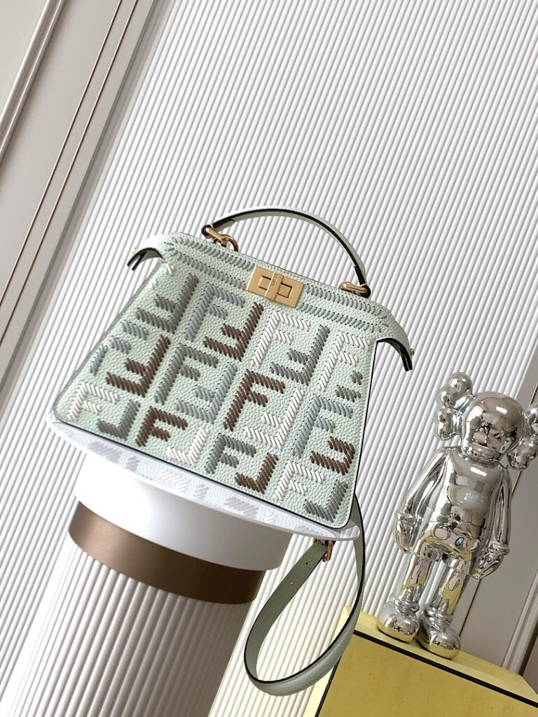 Fendi Bag Style 5523