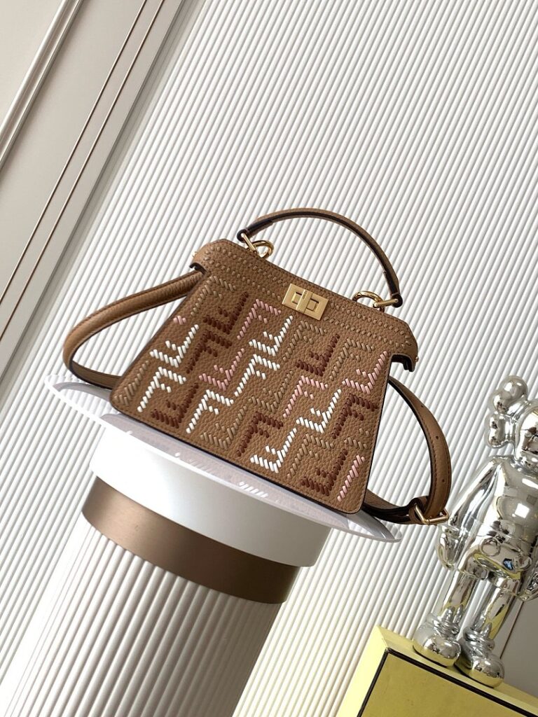 Fendi Bag Style 5523-1