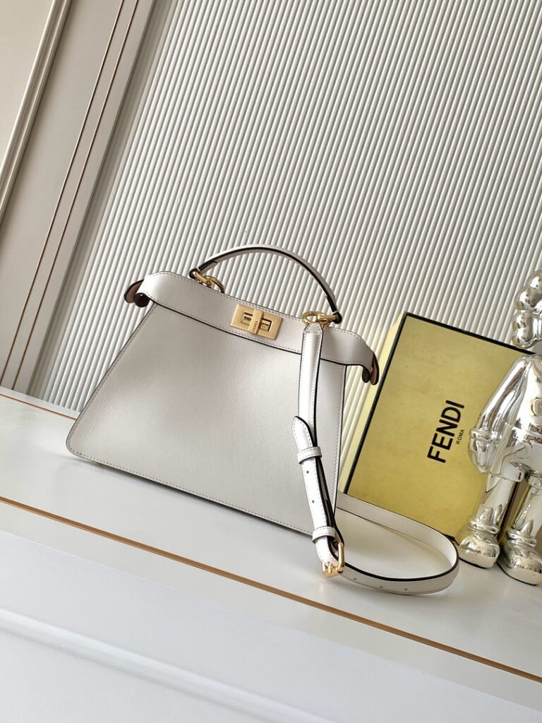 Fendi Bag Style 8327