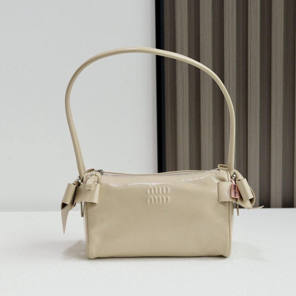Miu Miu Bag Style 5NE029