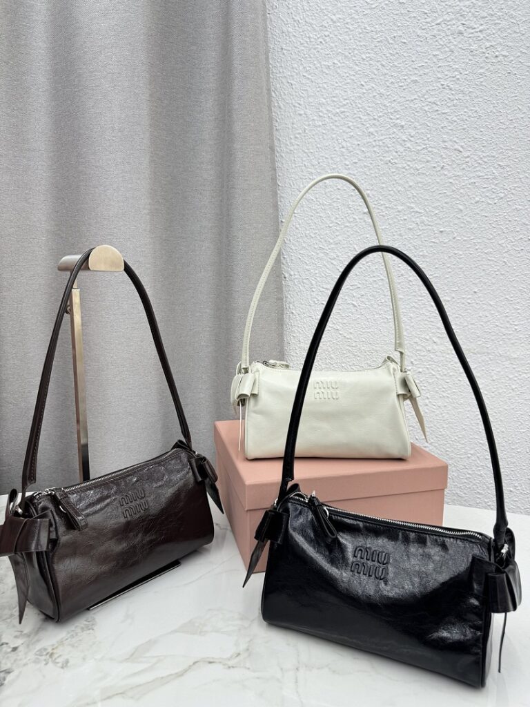 Miu Miu Bag Style 5NE029