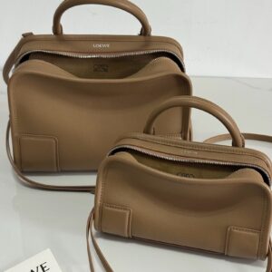 Loewe Bag Style 1579