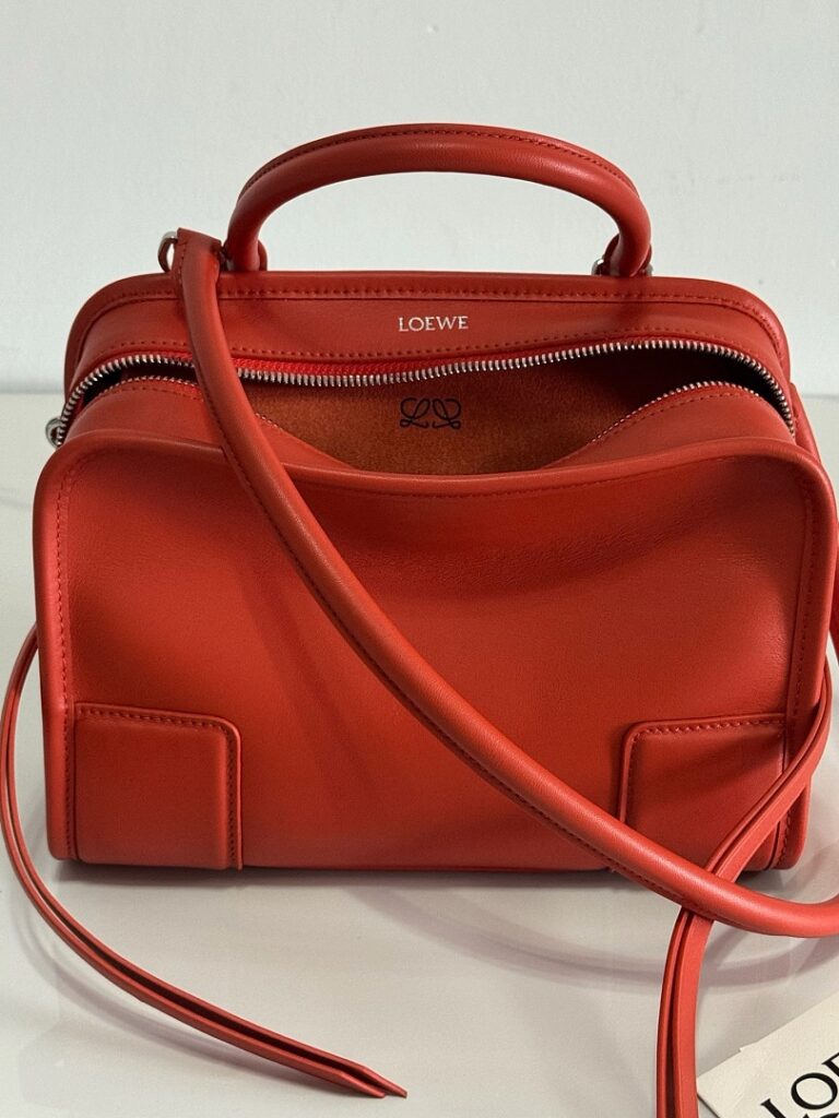Loewe Bag Style 1580