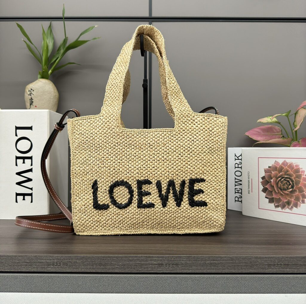 Loewe Bag Style 101133