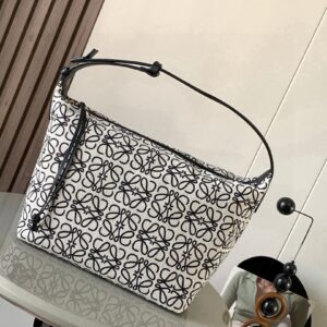 Loewe Bag Style 9008