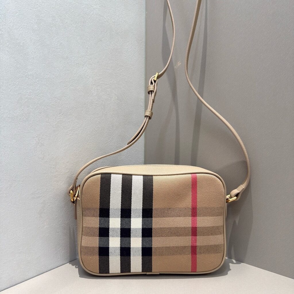 Burberry Bag Style 239404662