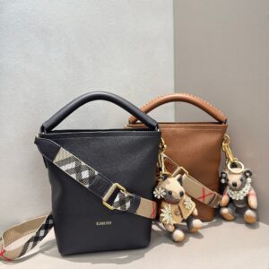Burberry Bag Style 239404680