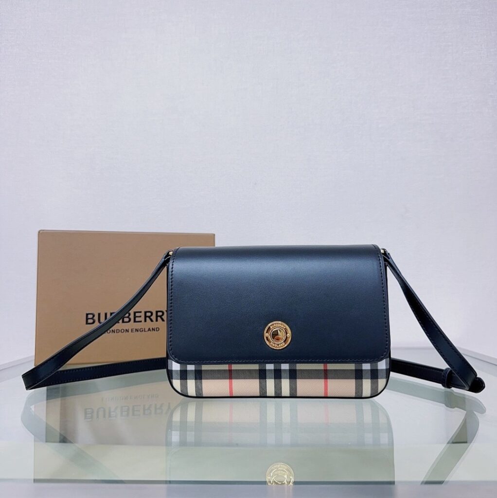 Burberry Bag Style 239415618