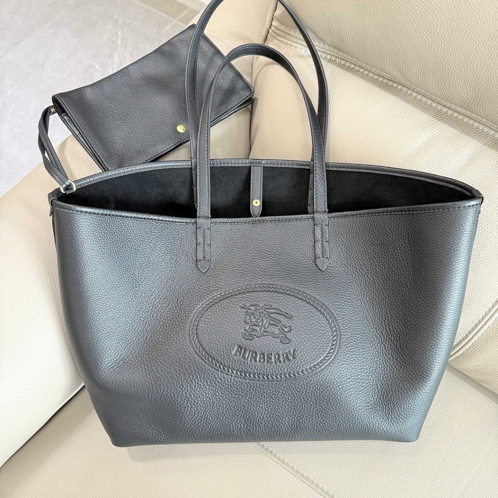 Burberry Bag Style 239419686