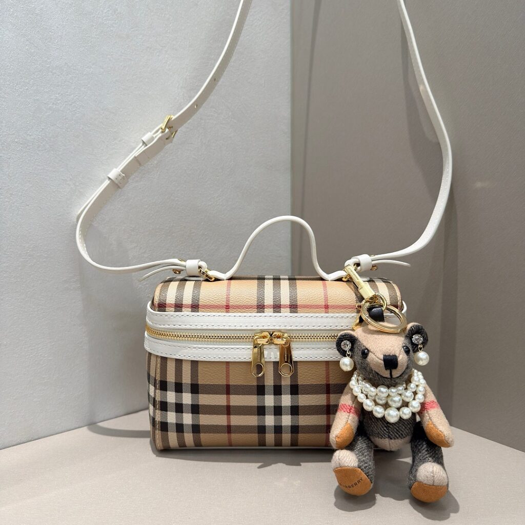Burberry Bag Style 239420681