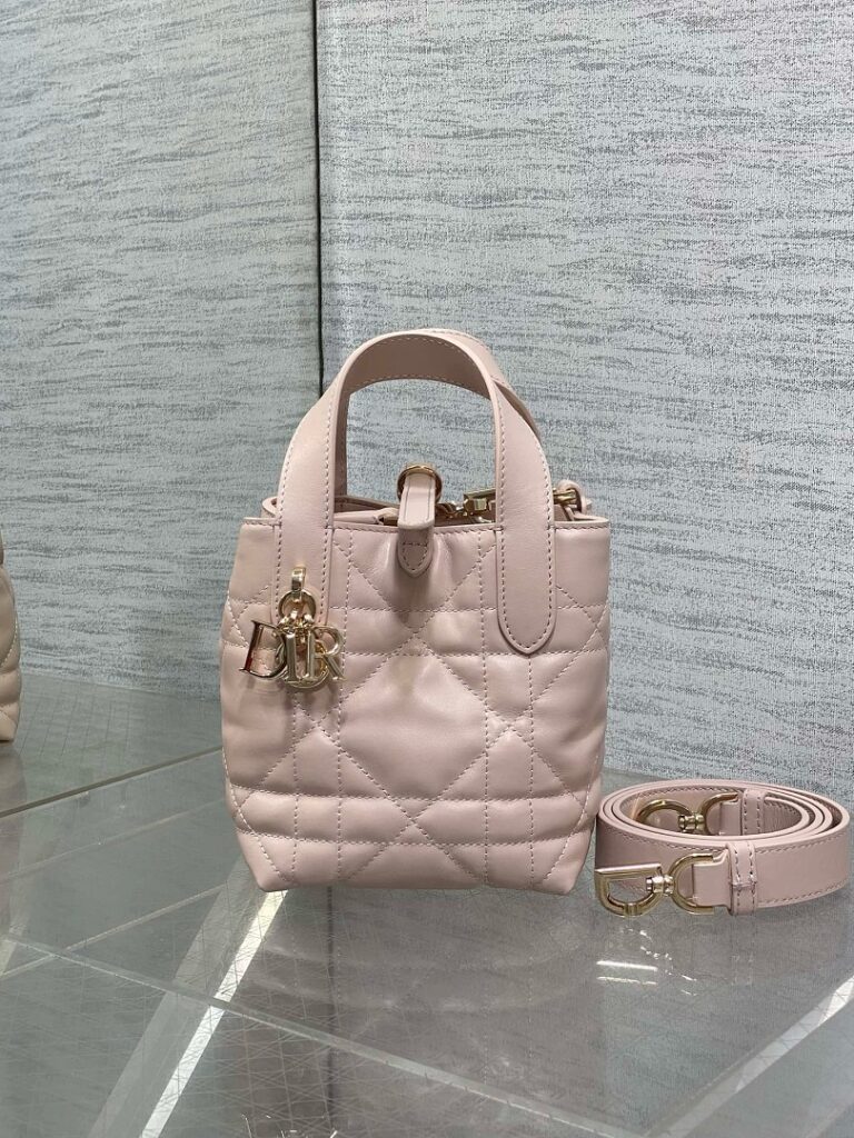 Dior Bag Style 239605876