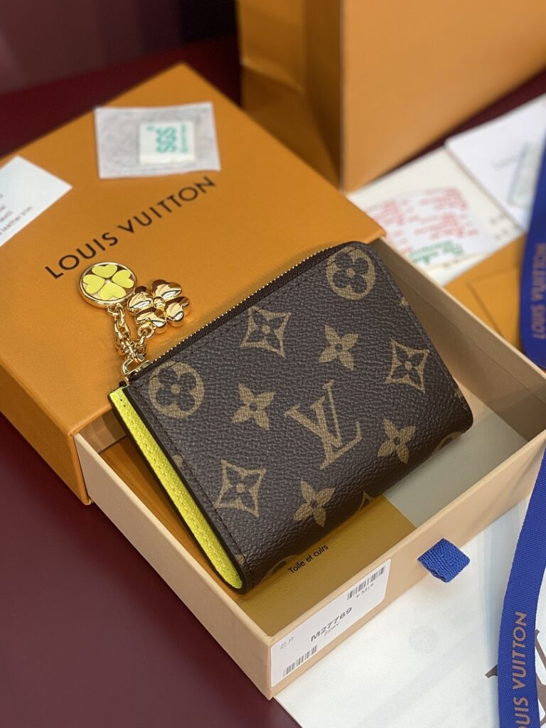 Louis Vuitton Bag Style M27769