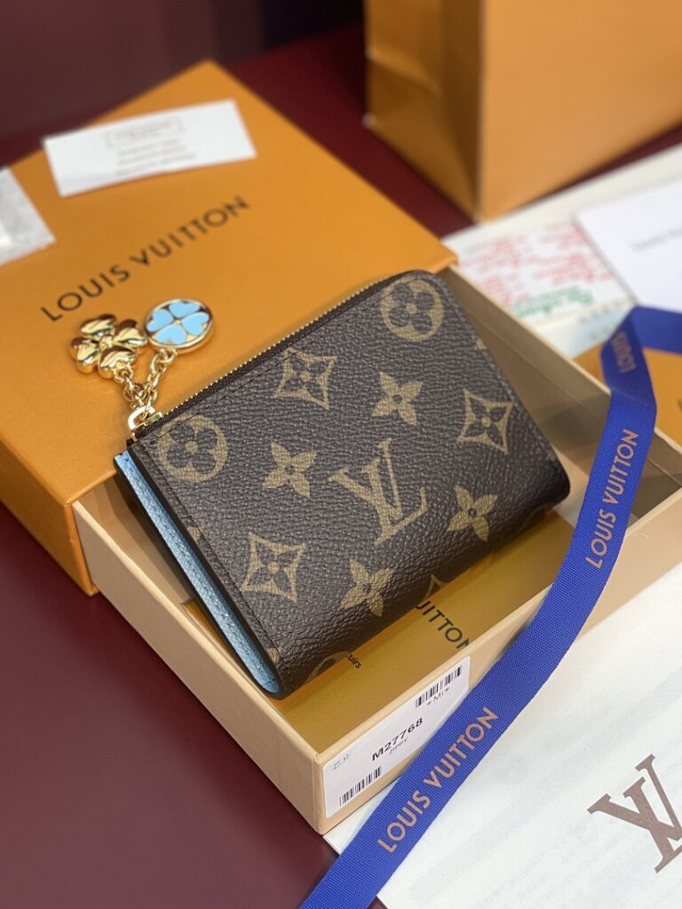 Louis Vuitton Bag Style M27768