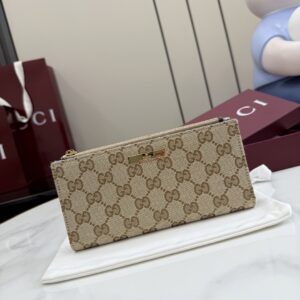Gucci Bag Style 875805