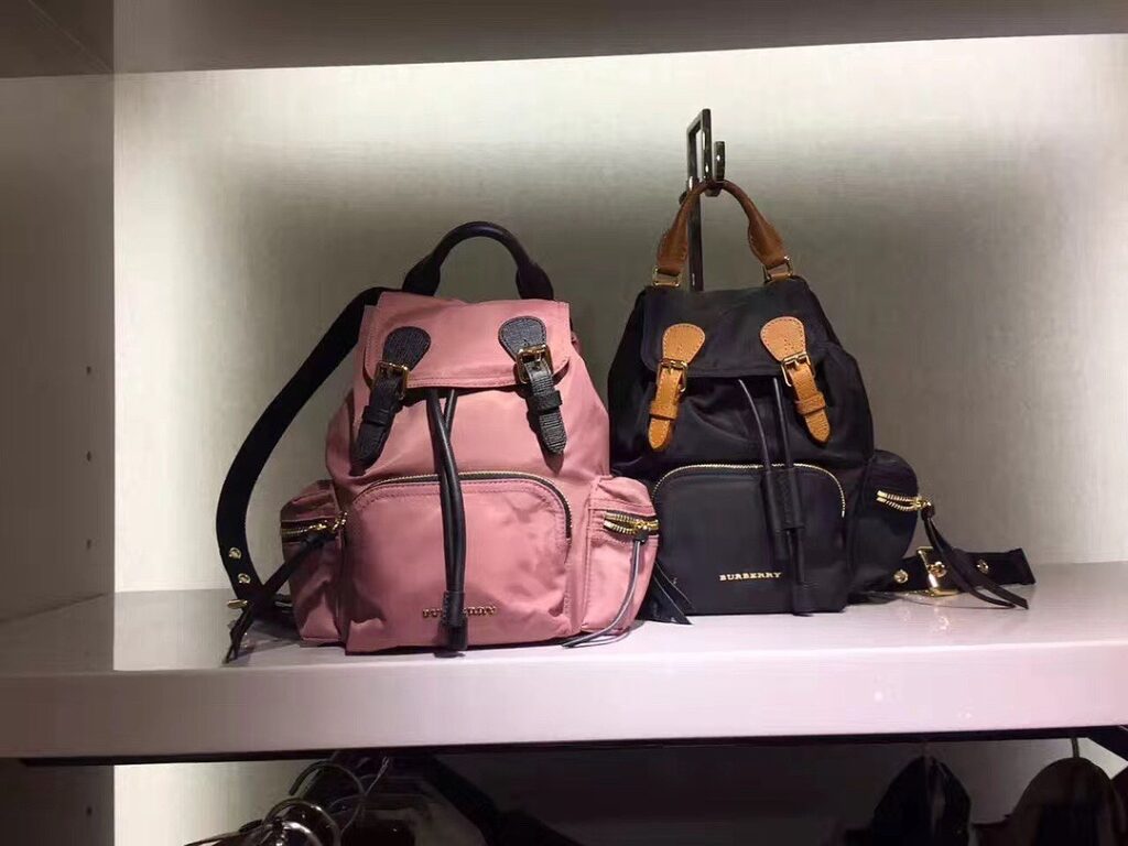 Burberry Bag Style 239880320