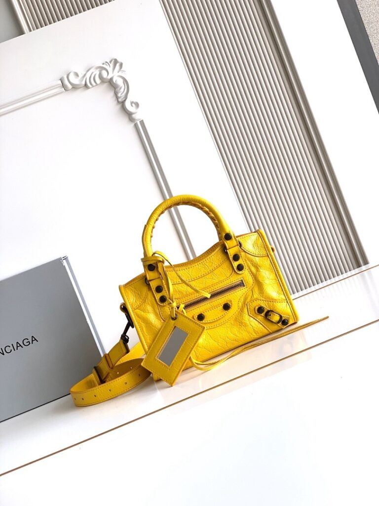 Balenciaga Bag Style 2022