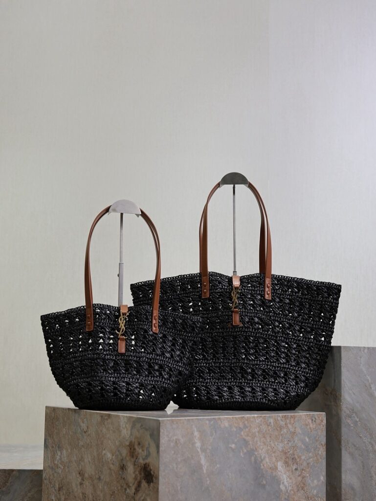 Saint Laurent Bag Style 688221