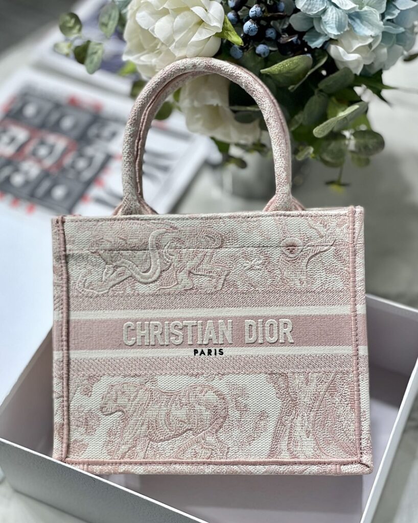 Dior Bag Style 240462359